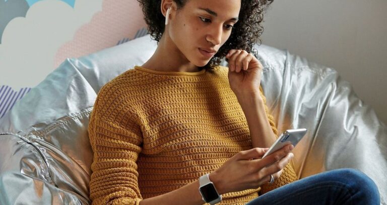 applein yeni kulakligini takan istedigi dili konusacak uCjdf43c