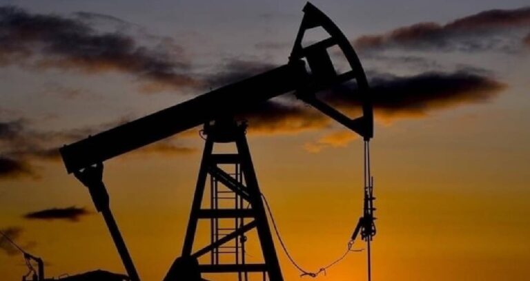 petrol fiyatlari yukselise gecti IzvydlAl