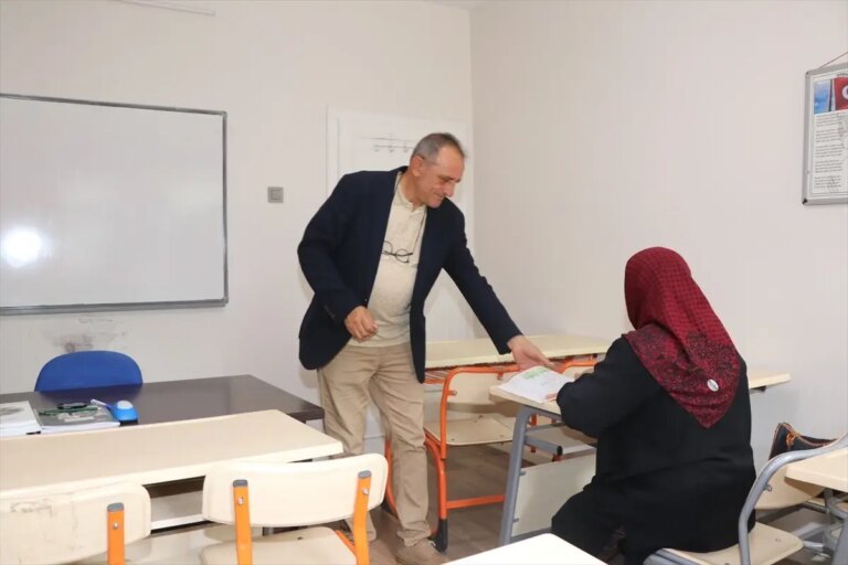 68 yasinda egitim hayali jm7se5dI