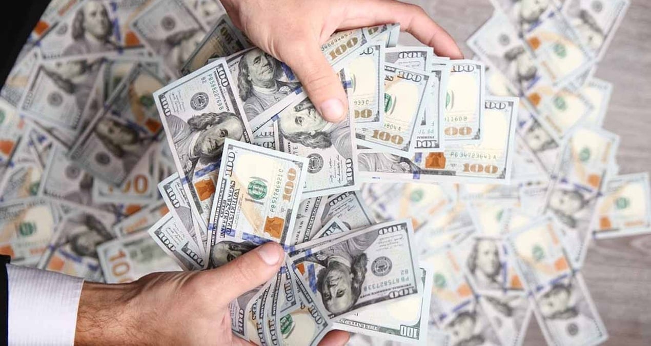 arabasini yikamaya gitti 1 milyon dolar kazandi karisinin ondan istedigi ilk sey VFbSKVNj