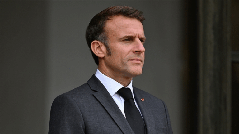 fransa cumhurbaskani macron basbakan bayrounun istifasini kabul etti jnVJ3QXM