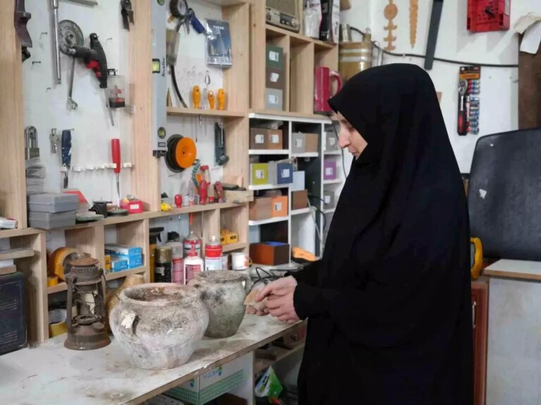 kadin atiklari sanata donusturuyor hWlGXlq3