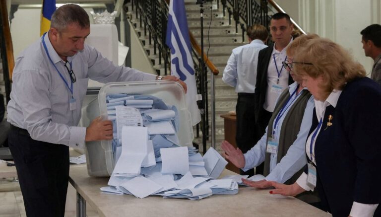 moldovada olayli secim katilim orani yuzde 52 oldu 4eMlVvkn