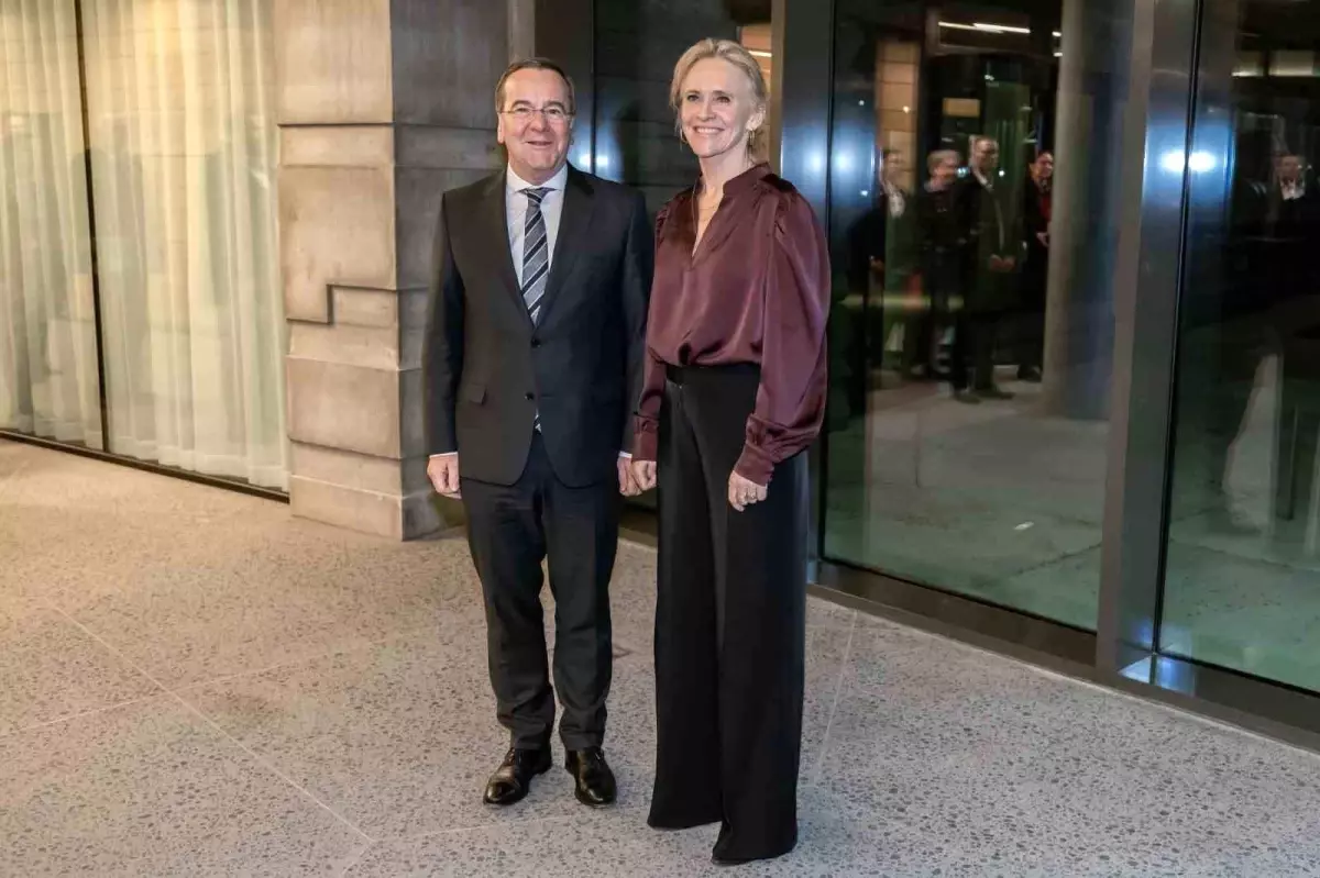 almanya ve izlandadan askeri isbirligi gkpcIQO2.jpg