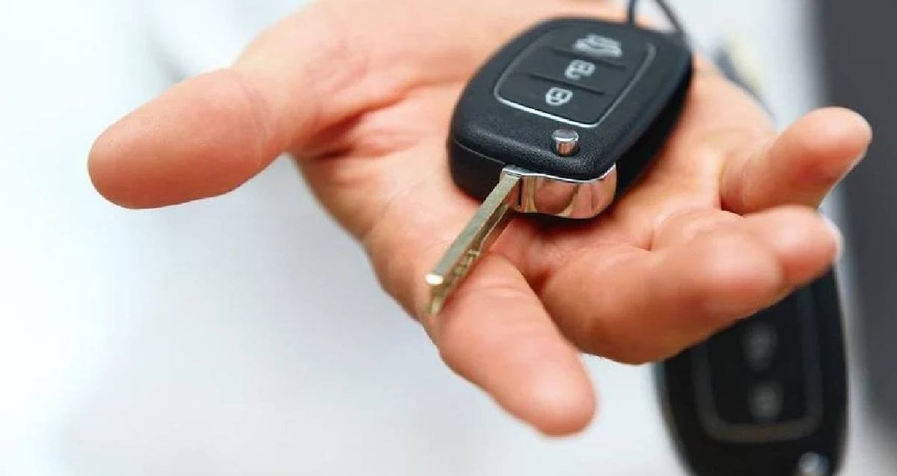 arac anahtarlarinda basit gorunen buyuk hata arabaniz sizi birden yolda birakabilir 2G9F7Nbr