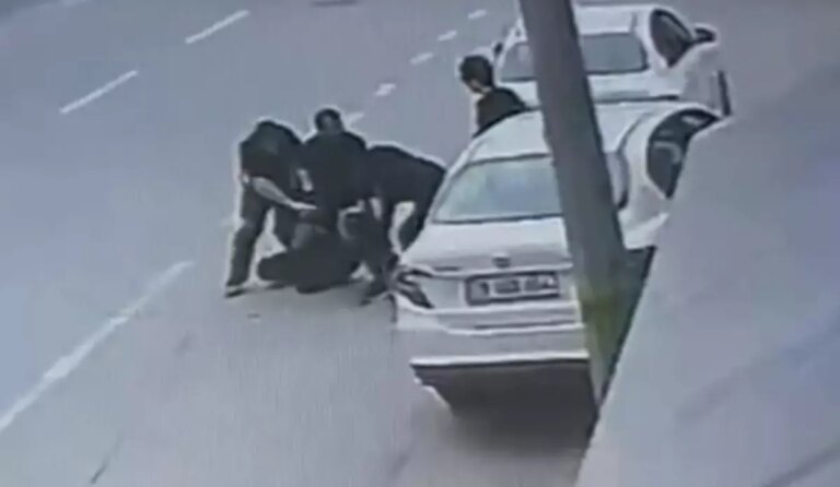 bursada drift atan surucu polise saldirdi s7wUS2l9.jpg