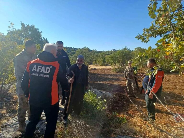 diyarbakirda kayip alzheimer hastasi afad ekipleri tarafindan bulundu gf74dQ1e.jpg