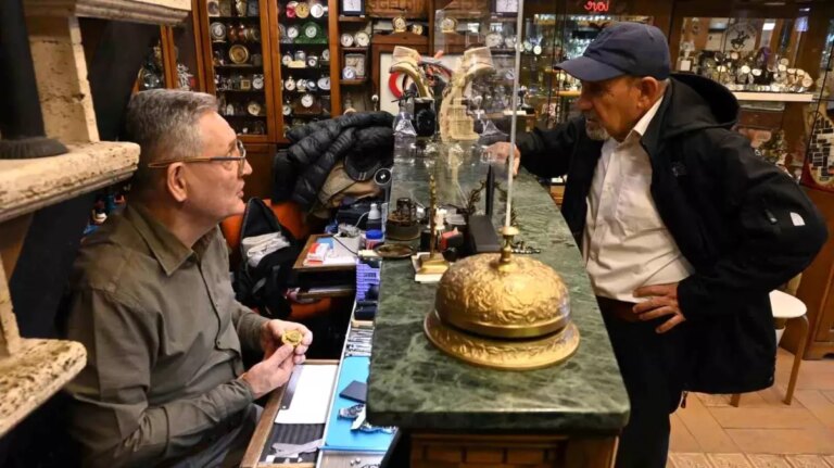 eskisehirde saatcilik meslegi yok olma tehdidi altinda kgmmbPGP