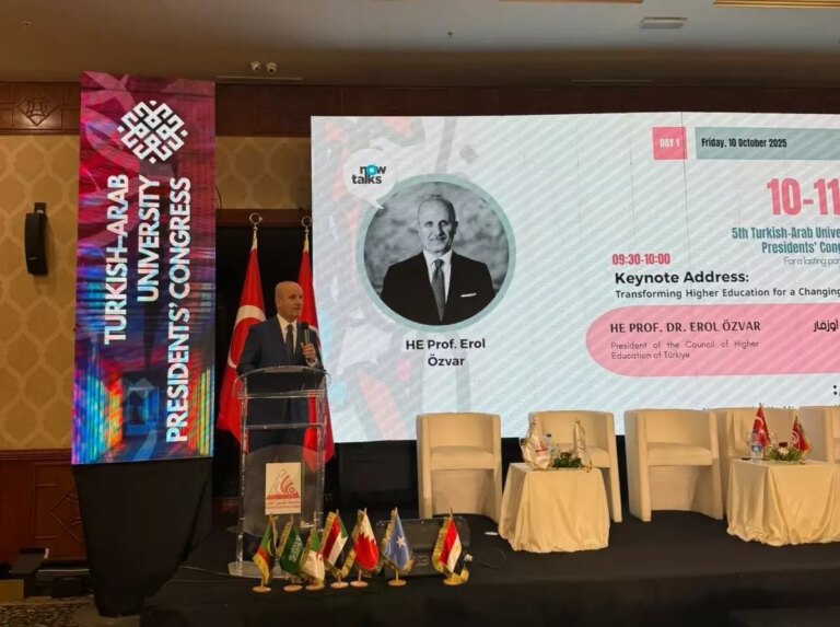 yok baskani ozvar universiteler baris icin sorumluluk tasiyor Z8knN48Z