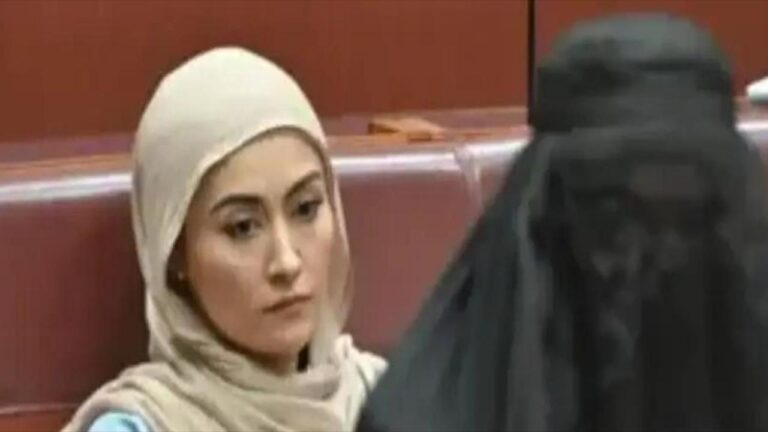 avustralya-senatosunda-burka-krizi-islam-karsiti-senatore-tokat-gibi-cevap-Ehc3BP5p.jpg