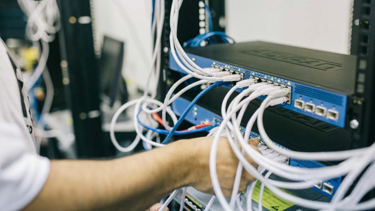 teknoloji devi yil sonuna kadar binlerce kisiyi isten cikaracak vZzqAMRV.jpg