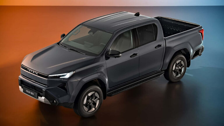 toyota-hilux-yenilendi-tamamen-elektrikli-yeni-bir-versiyon-var-IZyhb4fW.jpg