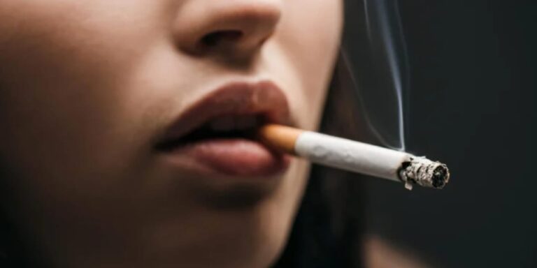 sigara-icmenin-cezasi-24-bin-lira-hFkviIMe.jpg