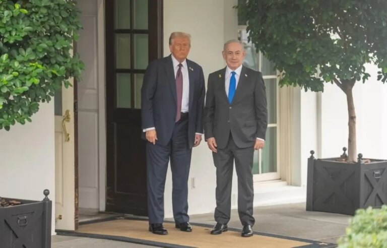 trump-ve-netanyahu-floridada-bir-araya-geldi-DdBaJQc9.jpg