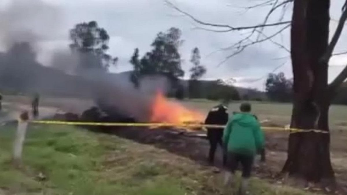 Kolombiya’da küçük uçak düştü: 6 kişi yaşamını yitirdi