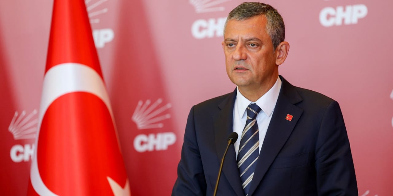 Mine Kırıkkanat’ın Kılıçdaroğlu Yorumuna Özgür Özel’den Sert Tepki