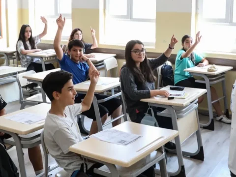 Derslerin saatleri degisti resmi gazetede yayimlandi pSJgIKbt
