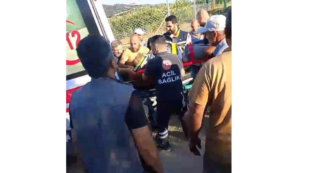 Freni bosalan traktorun altinda kalan surucu agir yaralandi MJl6Fxrh