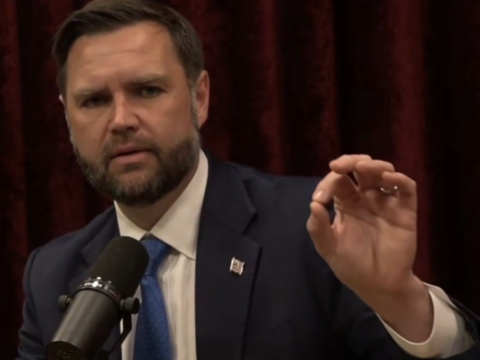Trumpin sag kolu herseyi itiraf etti yZNlvaaM